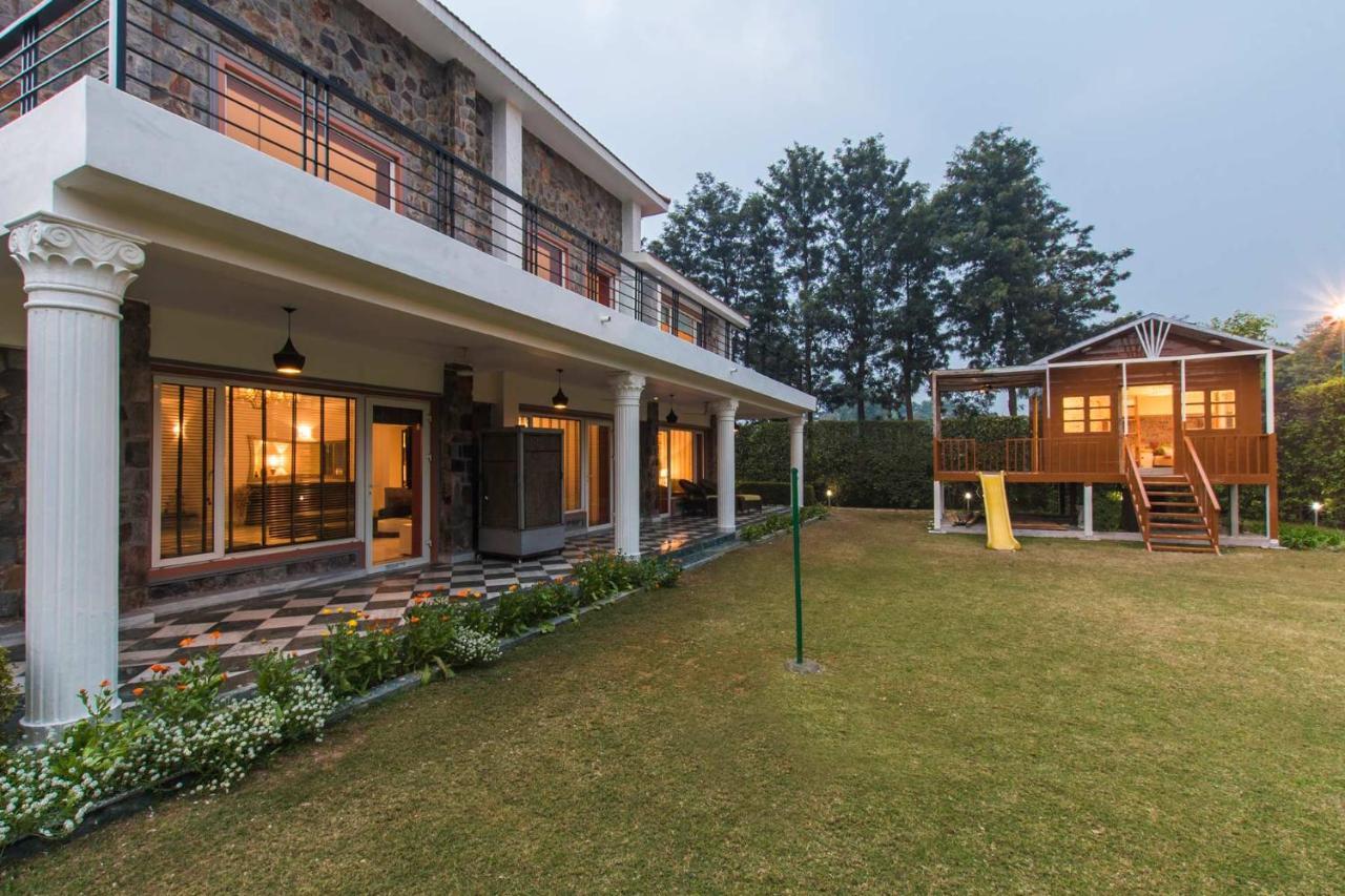 Stayvista At The Banyan Abode With Pool Table, Pet Friendly & Outdoor Pool มาเนซาร์ ภายนอก รูปภาพ